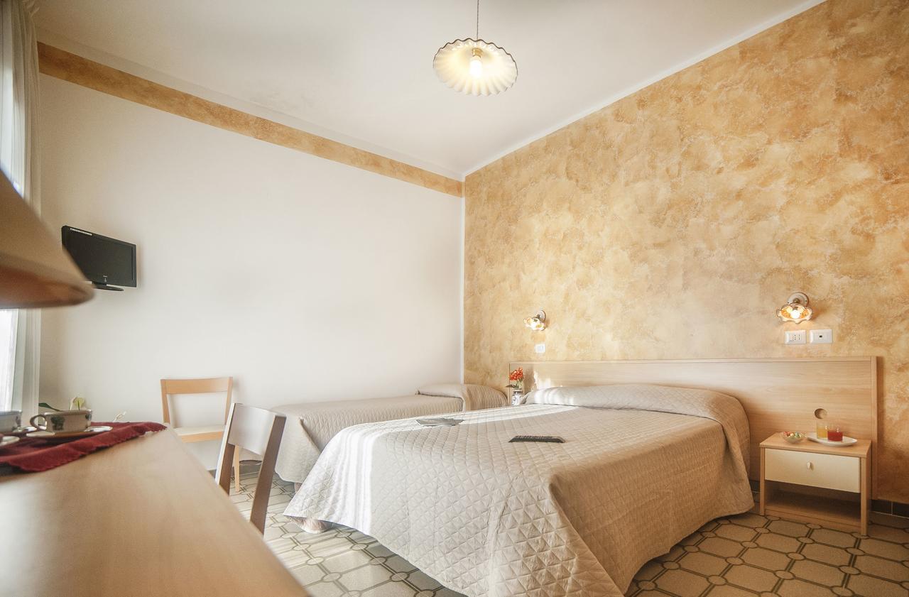 Hotel Royal Villammare Kültér fotó