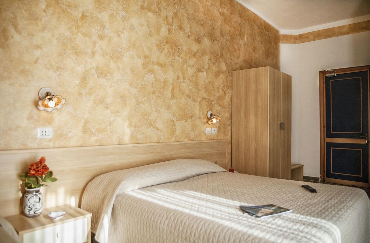 Hotel Royal Villammare Kültér fotó
